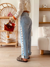 Charger l'image dans la galerie, Jean Cheyenne (victime de son succès .. il revient en stock dans les prochains jours!)