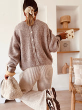 Charger l'image dans la galerie, Gilet Lili taupe (réassort dimanche 30/08 à 11h00)