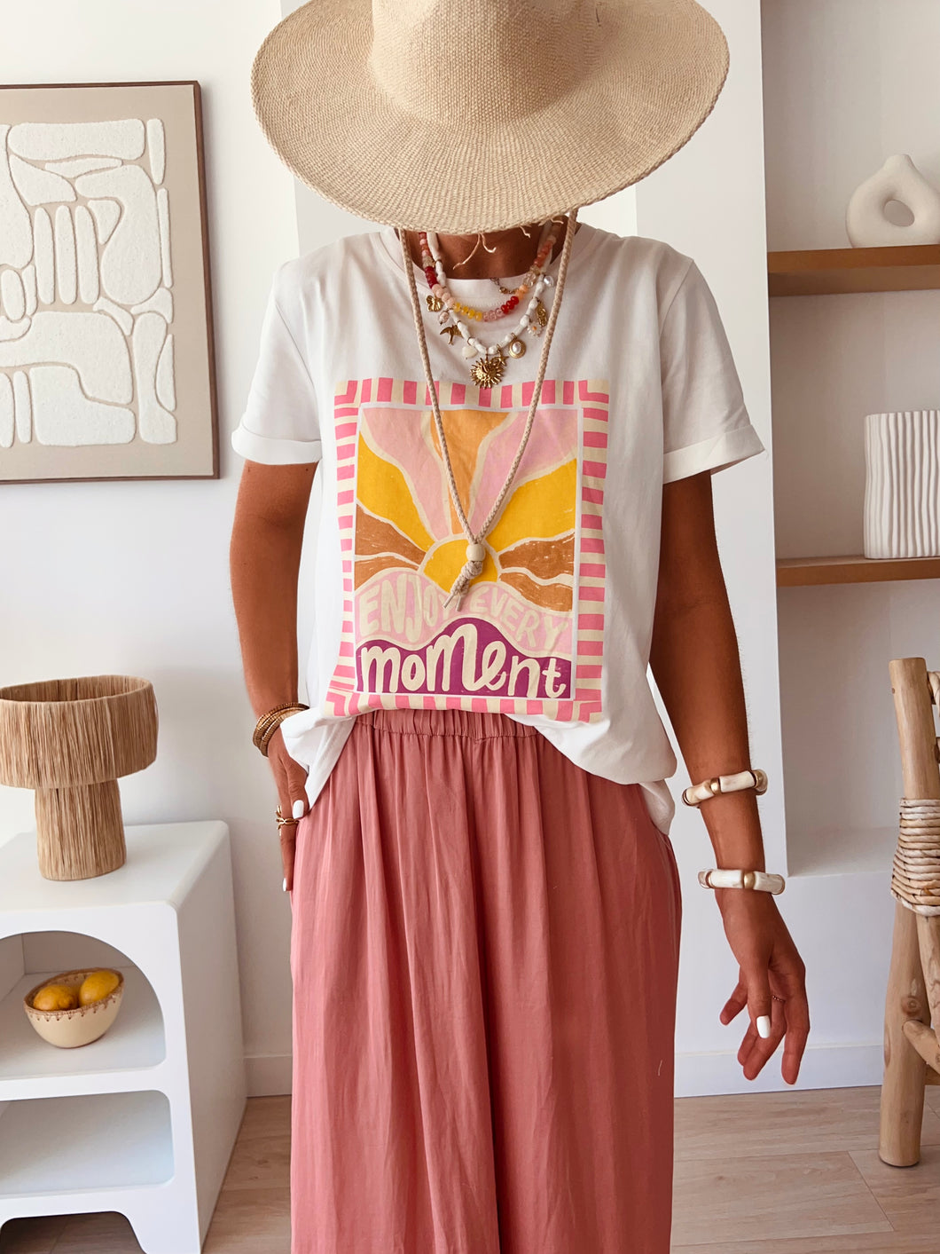 T-shirt Enjoy