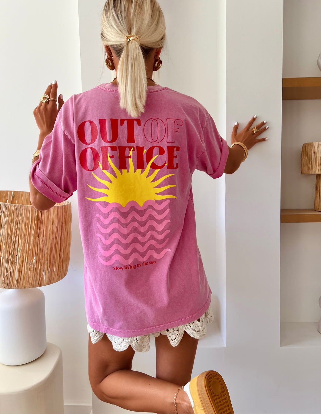 T-shirt out of office rose