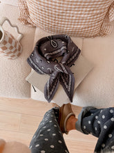 Charger l'image dans la galerie, Foulard en maille Cloa